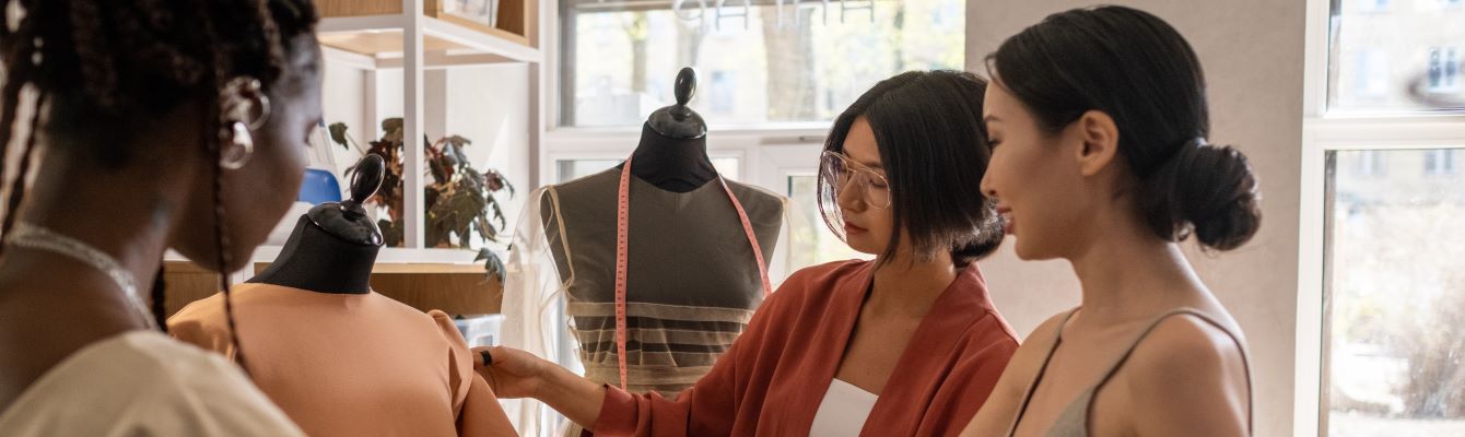 Affiliate Marketing Strategieën om Modeontwerpers te Helpen