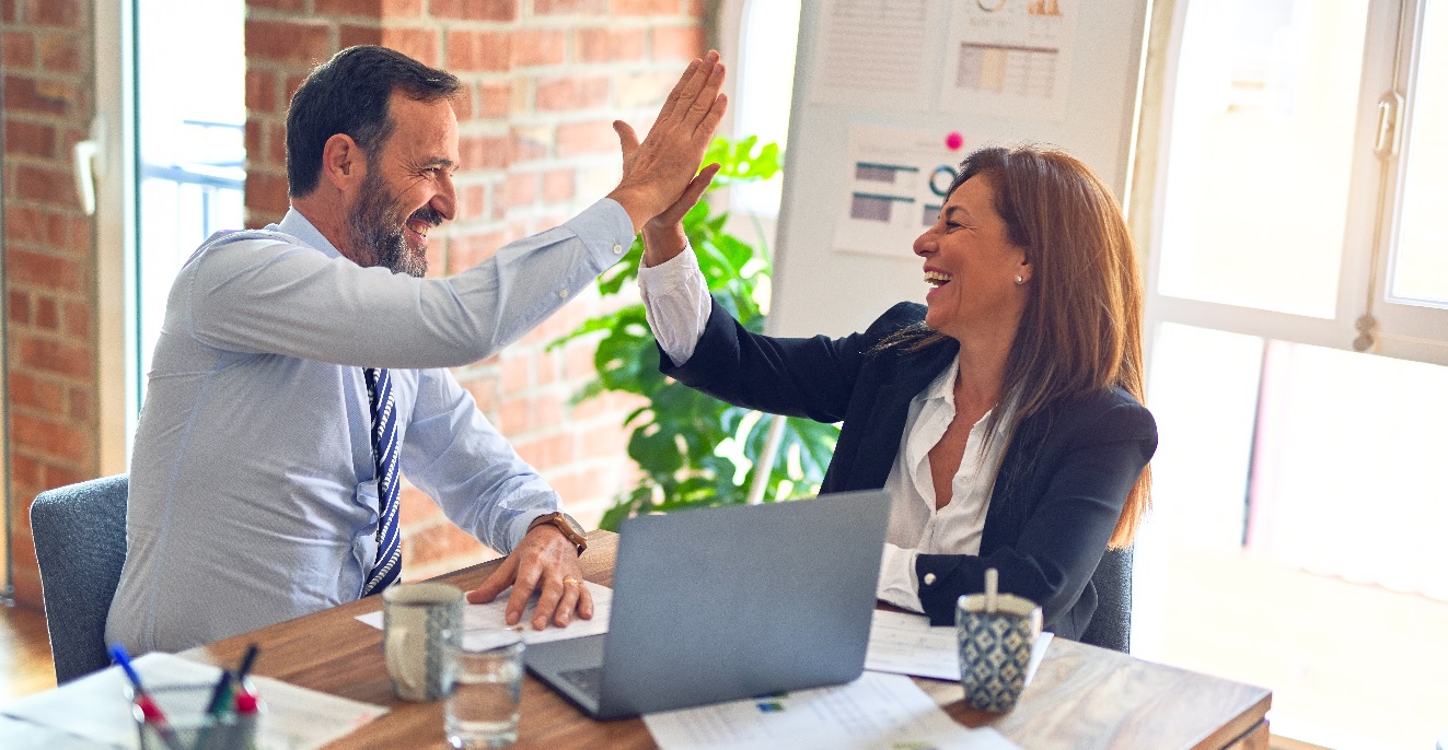10 Redenen waarom jouw kleine bedrijf moet starten met een affiliate programma