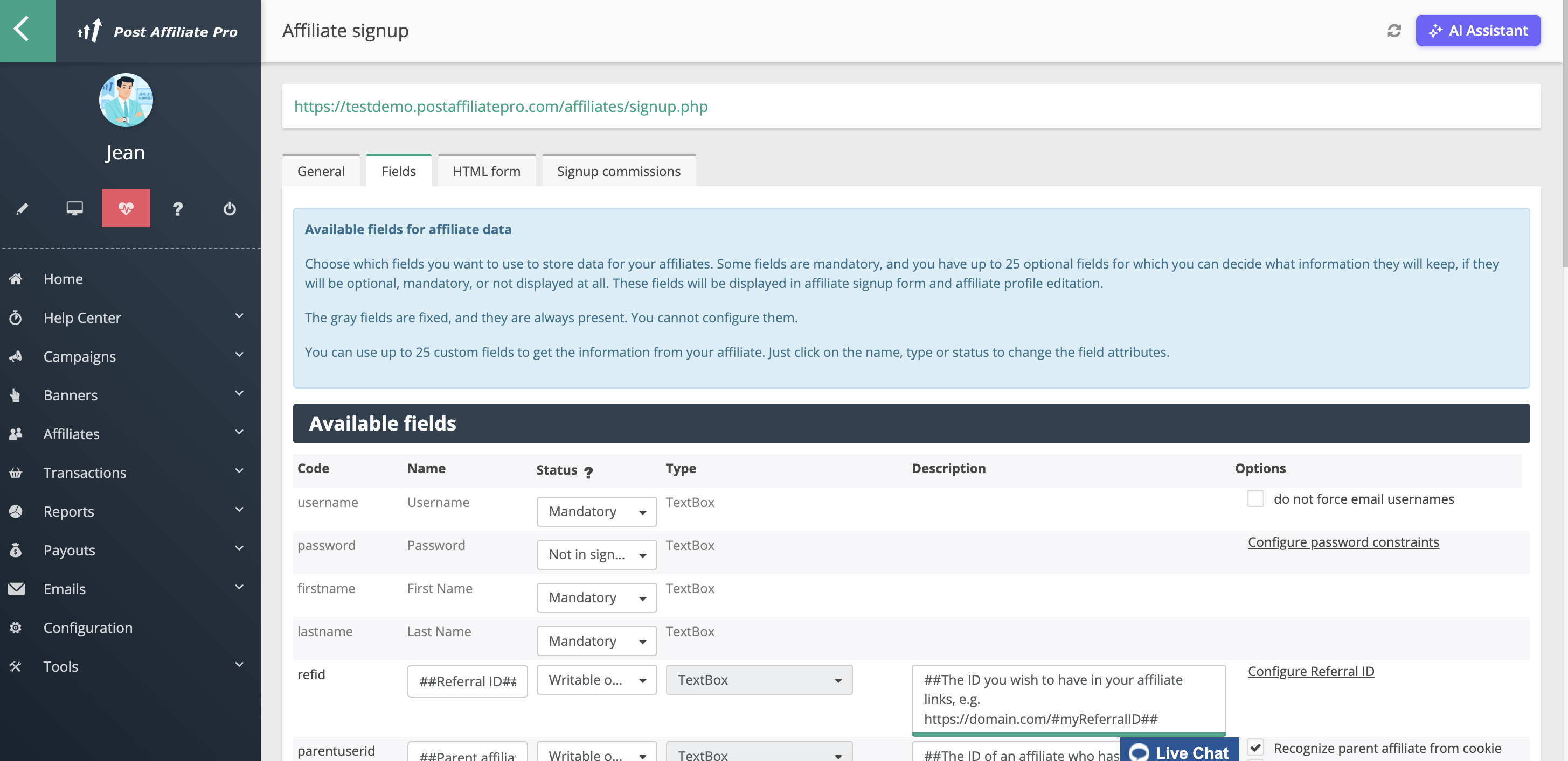Post Affiliate Pro - tabblad Velden voor affiliateaanmelding met ingebouwde en aangepaste velden